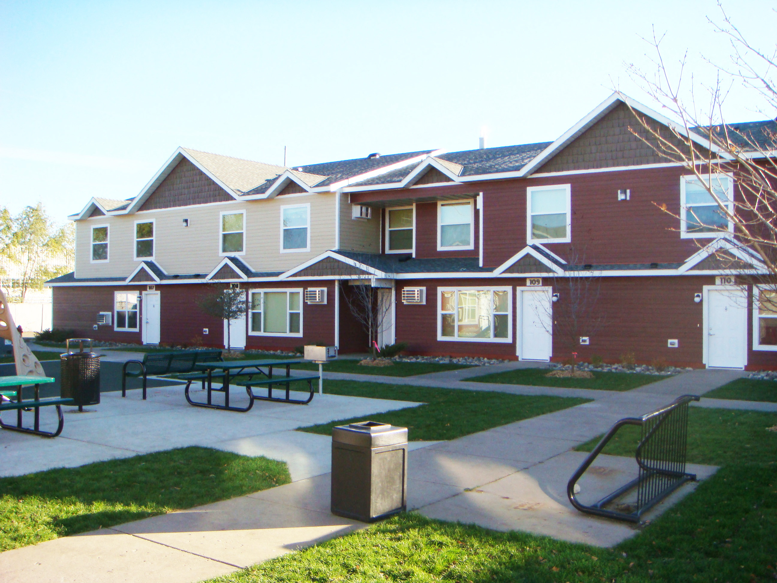 Granite City Townhomes Apartments in St Cloud, MN